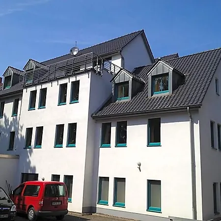 Am Schlosstor 3* Bückeburg